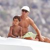 Cristiano Ronaldo et son fils Cristiano Jr à Ibiza. Le 13 juillet 2016.