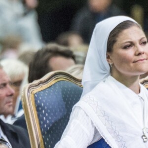 La famille royale de Suède s'est réunie le 14 juillet 2016 au stade de Borgholm, sur l'île d'Öland, pour fêter le 39e anniversaire de la princesse Victoria, entourée par ses parents le roi Carl XVI Gustaf et la reine Silvia, son mari le prince Daniel et leur fille la princesse Estelle, son frère le prince Carl Philip et sa femme la princesse Sofia, et sa soeur la princesse Madeleine et son mari Christopher O'Neill.