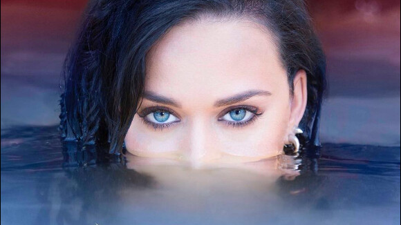 Katy Perry dévoile sa nouvelle chanson, Rise, en l'honneur des prochains Jeux Olympiques de Rio. Vidéo publiée sur Youtube, le 15 juillet 2016