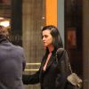 Exclusif - Prix spécial - Le couple Katy Perry et Orlando Bloom arrivent à leur hôtel ‘Jerome' à Aspen dans le Colorado pour assister au mariage de leur amie la styliste Jamie Schneider. Katie se met des gouttes pour les yeux pour se protéger du froid sec de la montagne! Le 8 avril 2016  For germany call for price Exclusive - Couple Katy Perry and Orlando Bloom arrive to the luxurious Hotel Jerome while they are in town for their friend Jamie Schneider's wedding in Aspen, Colorado on April 8, 2016. The duo are seen dressing to impress with Katy wearing all black, and Orlando looking dapper in a grey suit and boots. Katy seems to be having trouble adjusting to the dry weather and is seen using some eye drops before they head inside.08/04/2016 - Aspen