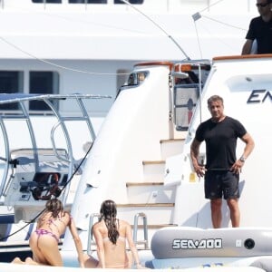 Sylvester Stallone en vacances en famille à bord d'un yatch à St Tropez le 10 juillet 2016.