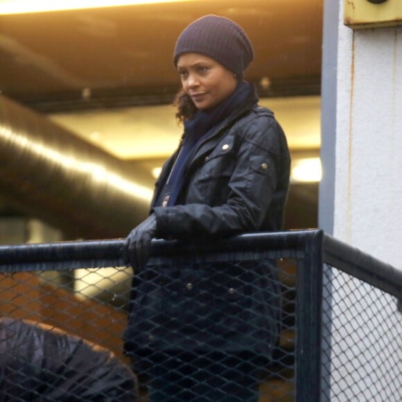 Thandie Newton (enceinte) sur le tournage de la serie "Rogue" a Vancouver. Le 18 novembre 2013