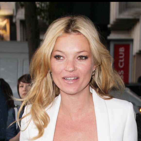 Kate Moss se rend à la soirée Mango à Paris en 2011