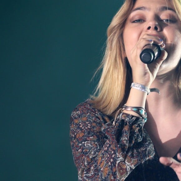 Louane Emera en concert au festival Solidays à l'hippodrome de Longchamp. Paris, le 26 juin 2016. © Lise Tuillier/Bestimage