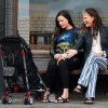 Liv Tyler accompagnée de son père Steven Tyler pour une promenade avec ses enfants, Milo et Sailor, à New York le 23 juin 2016.