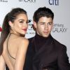 Nick Jonas et sa compagne Olivia Culpo - 57ème soirée annuelle des Grammy Awards au Staples Center à Los Angeles, le 8 février 2015.