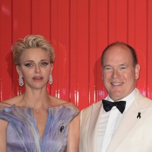 La princesse Charlene et le prince Albert II de Monaco au 68e Gala de la Croix-Rouge monégasque au Sporting Monte-Carlo, le 23 juillet 2016. © Palais Princier/Pierre Villard/Monte Carlo Société des Bains de Mer via Bestimage