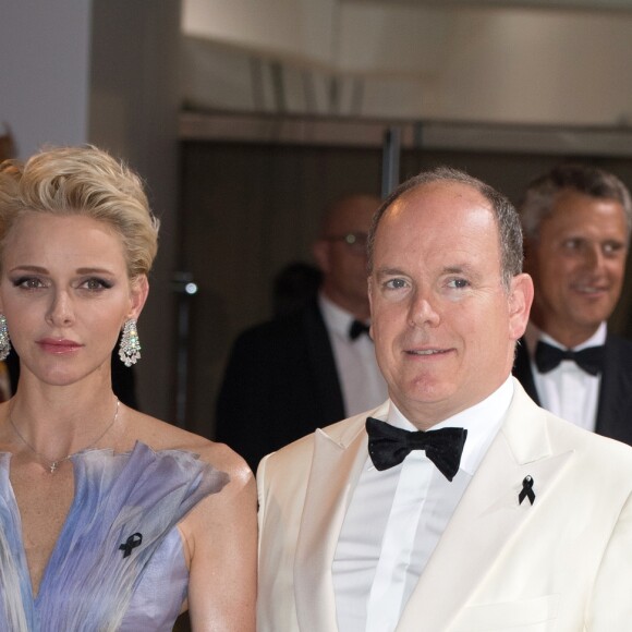 La princesse Charlene et le prince Albert II de Monaco au 68e Gala de la Croix-Rouge monégasque au Sporting Monte-Carlo, le 23 juillet 2016. © Palais Princier/Pierre Villard/Monte Carlo Société des Bains de Mer via Bestimage