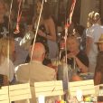 Rupert Murdoch déjeunant avec sa femme Jerry Hall, son ex-femme Wendi Deng et sa fille Chloe Murdoch, pour son anniversaire, au club 55 à Saint-Tropez, France, le 17 juillet 2016.