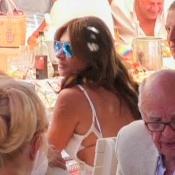 Rupert Murdoch déjeunant avec sa femme Jerry Hall, son ex-femme Wendi Deng et sa fille Chloe Murdoch, pour son anniversaire, au club 55 à Saint-Tropez, France, le 17 juillet 2016.
