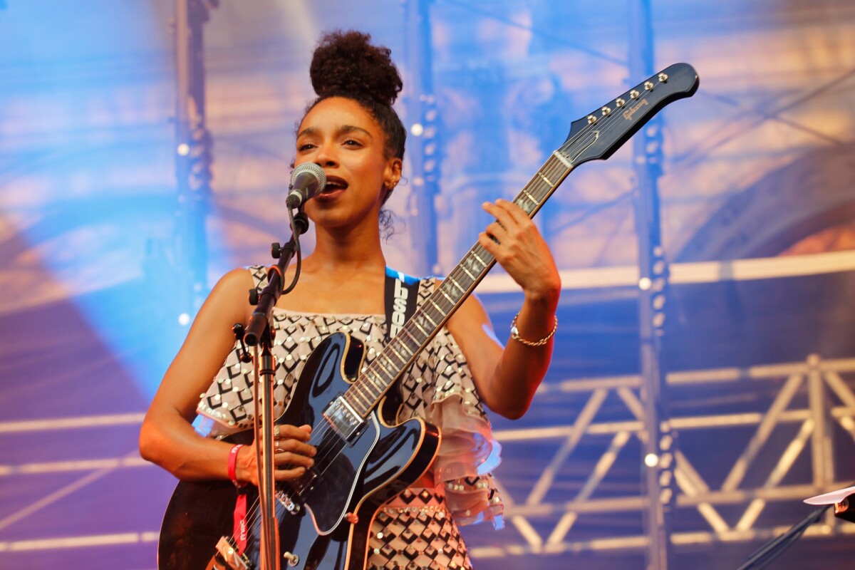 Photo Lianne La Havas En Concert Au Fnac Live Festival H tel De photo-lianne-la-havas-en-concert-au-fnac-live-festival-h-tel-de