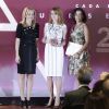 Photo des personnalités primées le 26 juillet 2016 au Parque del Retiro à Madrid lors de la cérémonie des 25e Prix FEDEPE en l'honneur des femmes dirigeantes, chefs d'entreprise et professionnelles.