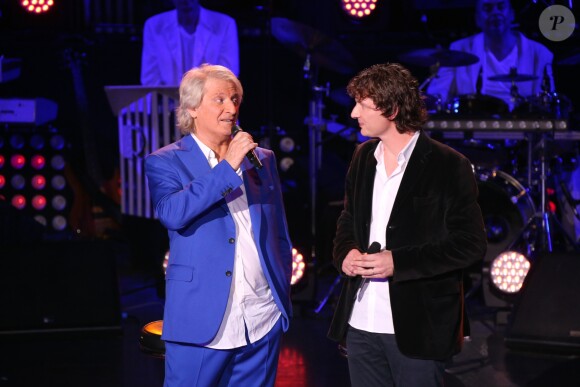 Patrick Sébastien et son fils Olivier Villa - Patrick Sébastien fête ses 40 ans de scène à l'Olympia à Paris, le 14 novembre 2014.