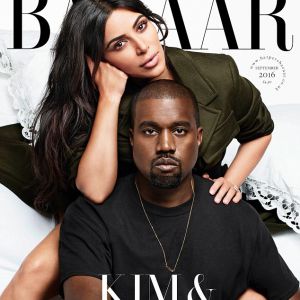 Kim Kardashian et Kanye West font la Une du magazine Harper's Bazaar. En kiosques aux Etats-Unis en septembre 2016