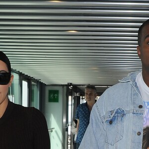 Kim Kardashian et Kanye West arrivent à l'aéroport Heathrow de Londres. Le 22 mai 2016 © CPA / Bestimage