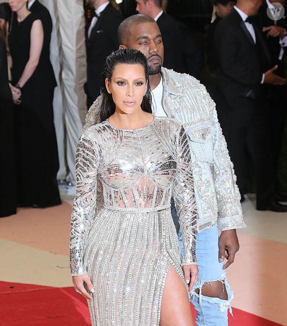 Kim Kardashian et son mari Kanye West à la soirée Costume Institute Benefit Gala 2016 (Met Ball), le 2 mai 2016 à New York