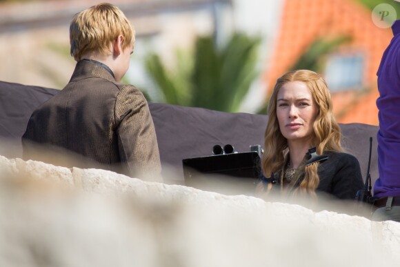Tournage de la saison 5 de la série "Game of Thrones" à Dubrovnik en Croatie le 24 septembre 2014 avec Lena Heady (Cersei Lannister) et Dean-Charles Chapman (Tommen Baratheon) .