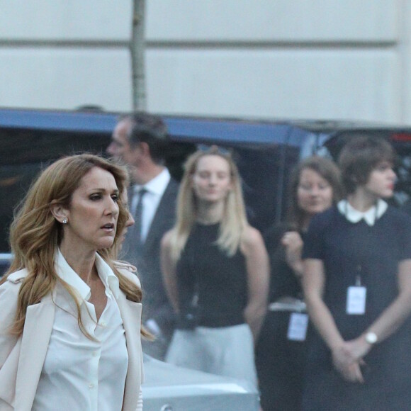 Céline Dion tourne un vidéo clip avenue Kleber à Paris le 8 juillet 2016.
