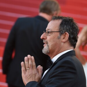 Jean Reno - Montée des marches du film "The Last Face" lors du 69e Festival International du Film de Cannes. Le 20 mai 2016. © Giancarlo Gorassini/Bestimage
