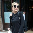 Margot Robbie quittent son hôtel à New York le 2 août 2016.