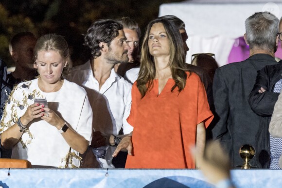 La princesse Sofia et le prince Carl Philip de Suède assistaient le 5 août 2016 au concert d'Avicii à Malmö.