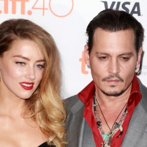 Amber Heard et son mari Johnny Depp - Avant-première du film "Black Mass" lors du Festival International du film de Toronto, le 14 septembre 2015.