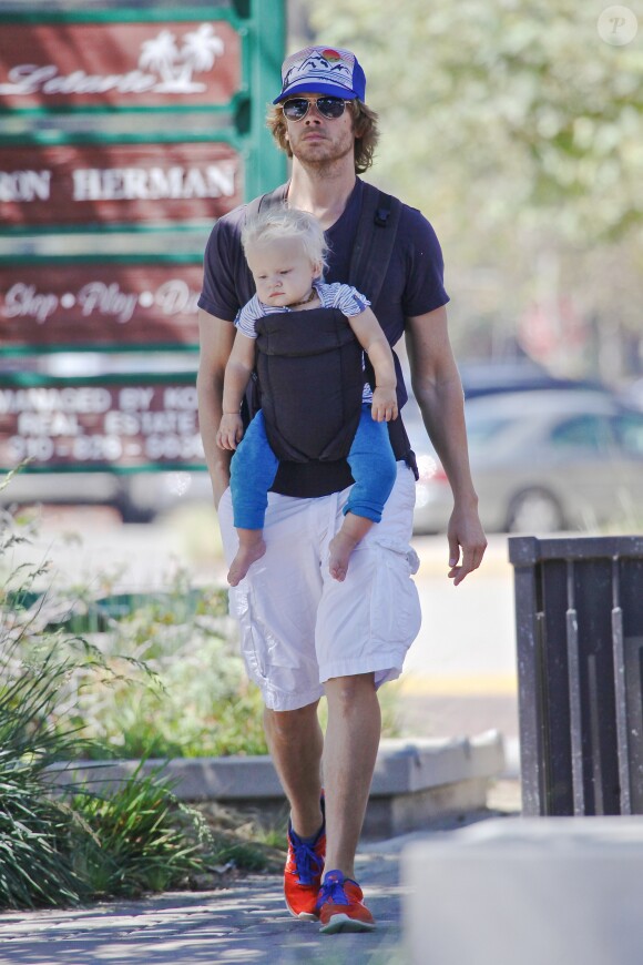 Eric Christian Olsen et son fils Wyatt à Los Angeles. Août 2014.