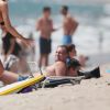 Exclusif - L'actrice et mannequin Charlotte McKinney profite d'un après-midi ensoleillé sur la plage de Santa Monica, le 13 août 2016. © CPA / Bestimage
