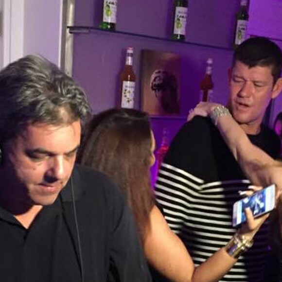 Exclusif - Mariah Carey et son compagnon James Packer font la fête dans une boîte de nuit à Capri en Italie le 24 juillet 2016.