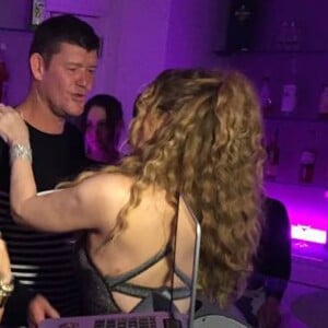 Exclusif - Mariah Carey et son compagnon James Packer font la fête dans une boîte de nuit à Capri en Italie le 24 juillet 2016.