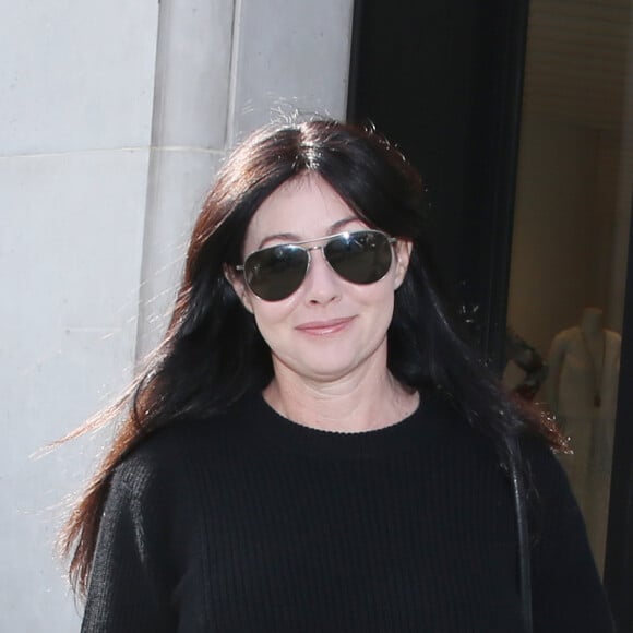 Exclusif - Shannen Doherty à l'hôtel de Sers à Paris le 18 mars 2016. © Denis Guignebourg / Bestimage