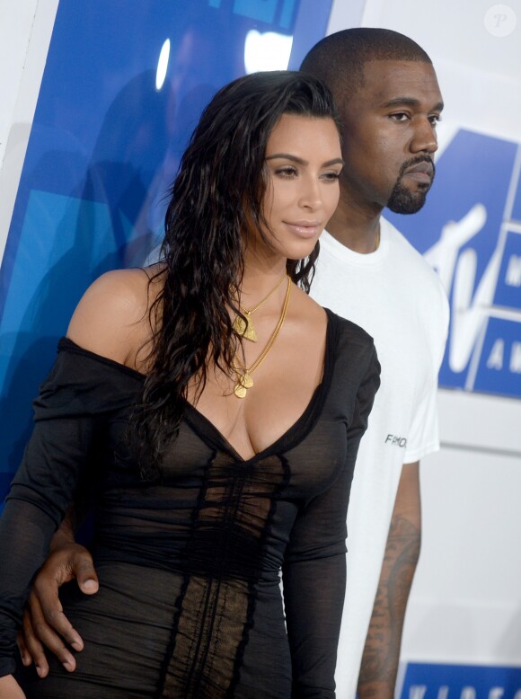 Kim Kardashian et son mari Kanye West à la soirée des MTV Video Music Awards 2016 à Madison Square Garden à New York, le 28 août 23016