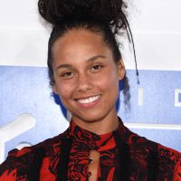 Alicia Keys ose le sans maquillage aux MTV VMA !