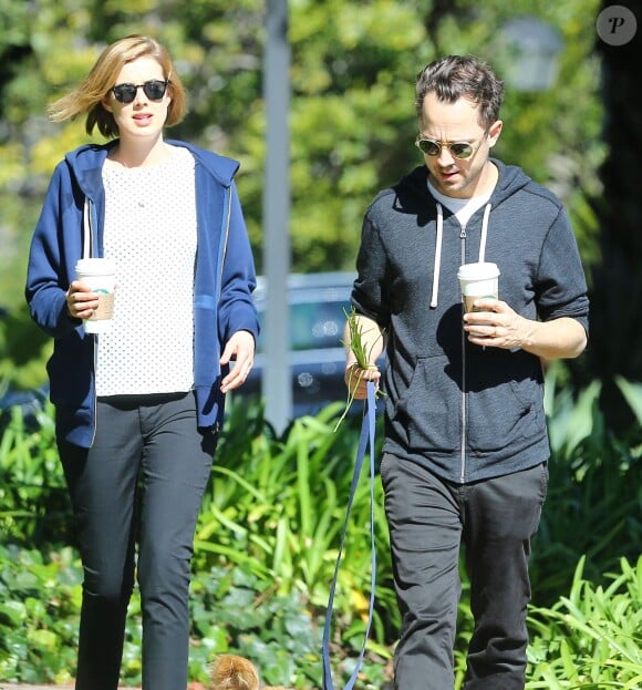 Giovanni Ribisi et sa femme Agyness Deyn se rendent au Starbucks a Santa Barbara, le 17 fevrier 2013.