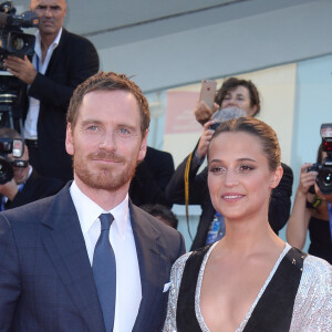 Michael Fassbender et sa compagne Alicia Vikander présentent Une vie entre deux océans au 73ème Festival du Film de Venise. Italie, le 1er septembre 2016