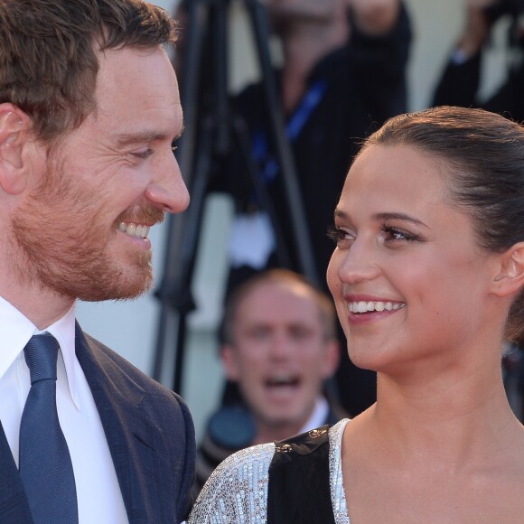 Michael Fassbender et sa compagne Alicia Vikander présentent Une vie entre deux océans au 73ème Festival du Film de Venise. Italie, le 1er septembre 2016