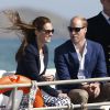 Le prince William, duc de Cambridge, et Catherine Kate Middleton, duchesse de Cambridge sur bateau pour St Martins lors de leur visite au jardin de l'abbaye à Tresco sur les îles Scilly le 2 septembre 2016.  The Duke and Duchess of Cambridge travel by boat to St Martins, after visiting Tresco Abbey Garden in Tresco, in the Isles of Scilly, on September 2, 2016.02/09/2016 - Tresco