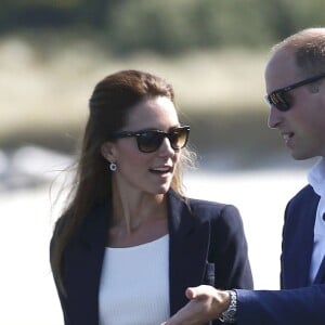 Le prince William, duc de Cambridge, et Catherine Kate Middleton, duchesse de Cambridge sur bateau pour St Martins lors de leur visite au jardin de l'abbaye à Tresco sur les îles Scilly le 2 septembre 2016.  The Duke and Duchess of Cambridge travel by boat to St Martins, after visiting Tresco Abbey Garden in Tresco, in the Isles of Scilly, on September 2, 2016.02/09/2016 - Tresco