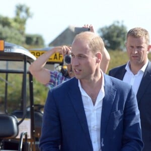 Le prince William, duc de Cambridge, et Kate Middleton, duchesse de Cambridge, en visite à St Martin's dans les îles Scilly le 2 septembre 2016.