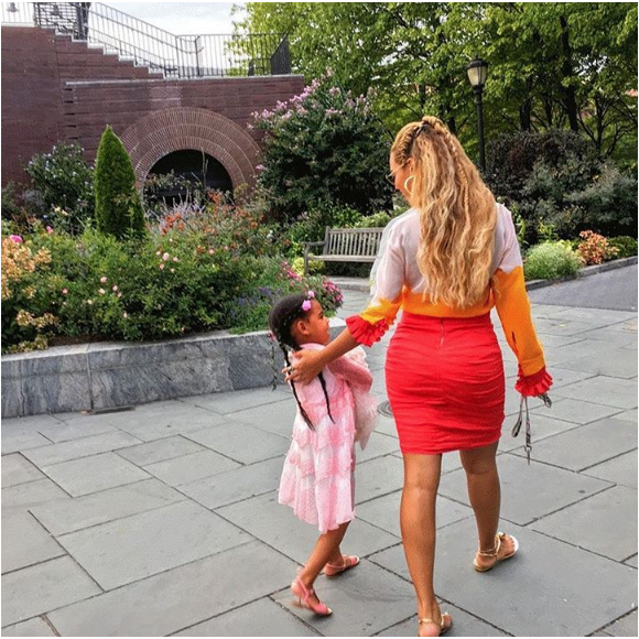 Beyoncé a partagé des photos d'elle avec sa fille Blue Ivy dans les rues de New York, sur sa page Instagram le 4 septembre 2016