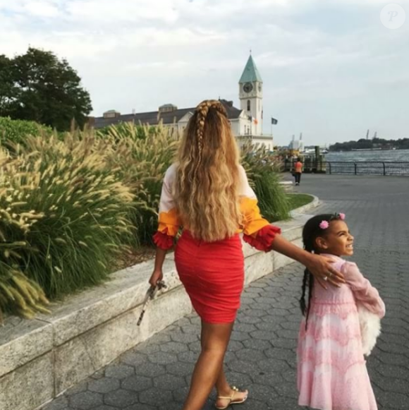 Beyoncé a partagé des photos d'elle avec sa fille Blue Ivy dans les rues de New York, sur sa page Instagram le 4 septembre 2016