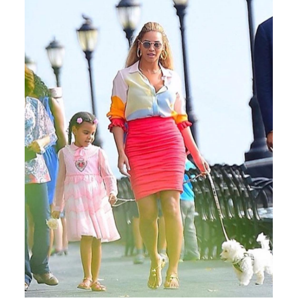 Beyoncé a partagé des photos d'elle avec sa fille Blue Ivy dans les rues de New York, sur sa page Instagram le 4 septembre 2016