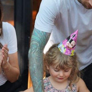 Coeur de Pirate  a dévoilé des photos de l'anniversaire de sa fille Romy, sur Instagram. Août 2016