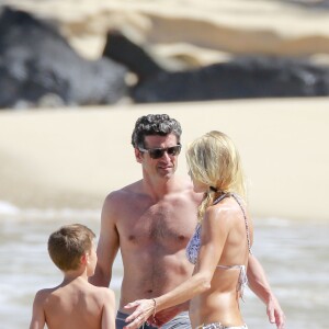 Exclusif - Patrick Dempsey et sa femme Jillian se baignent avec leurs enfants Talula Fyfe, Darby et Sullivan lors de leurs vacances à Saint-Barthélemy le 22 février 2016.
