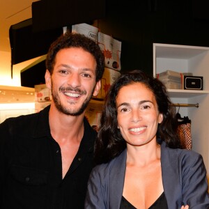 Vincent Dedienne et Yael Naim - Soirée d'inauguration de l'exposition PARIS! au Bon Marché à Paris le 7 septembre 2016. Le célèbre magasin de la Rive gauche porte haut et fort les couleurs tricolores en dédiant son exposition automnale à la Ville Lumière. Vestiaire casual chic, gourmandises typiques, cosmétiques adorés des Frenchies... L'essentiel pour la jouer comme une Parisienne. © Coadic Guirec/Bestimage