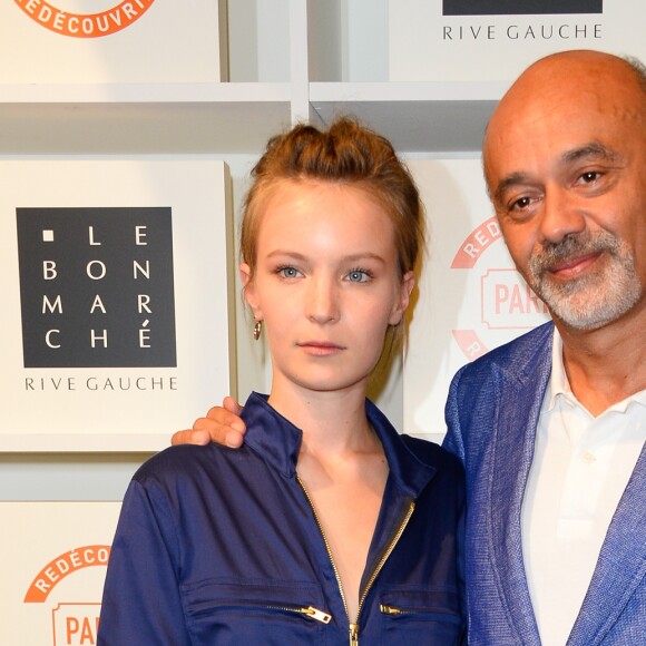 Diane Rouxel et Christian Louboutin - Soirée d'inauguration de l'exposition PARIS! au Bon Marché à Paris le 7 septembre 2016. Le célèbre magasin de la Rive gauche porte haut et fort les couleurs tricolores en dédiant son exposition automnale à la Ville Lumière. Vestiaire casual chic, gourmandises typiques, cosmétiques adorés des Frenchies... L'essentiel pour la jouer comme une Parisienne. © Coadic Guirec/Bestimage