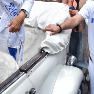 Exclusif - Robertinho Chaves, Vincent Cassel et Cristina Cordula lors du cortège du "Lavage de la Madeleine" à Paris, le 4 septembre 2016