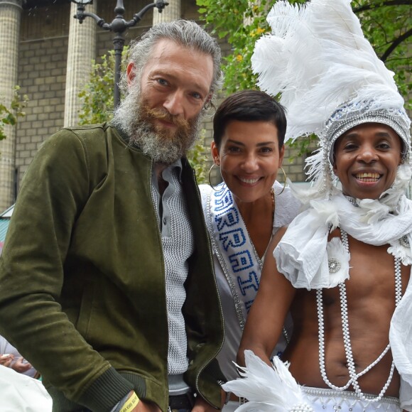 Exclusif - Robertinho Chaves, Vincent Cassel et Cristina Cordula lors du cortège du "Lavage de la Madeleine" à Paris, le 4 septembre 2016