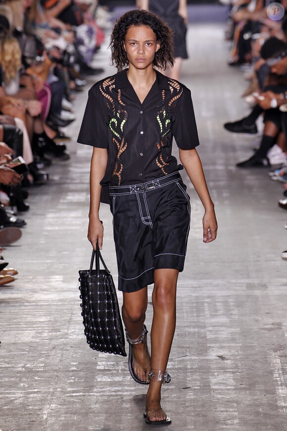 Défilé Alexander Wang (collections printemps-été 2017 et adidas Originals by Alexander Wang) au Pier 94. New York, le 10 septembre 2016.
