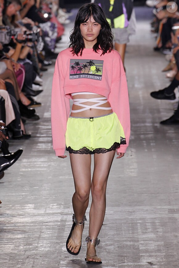 Défilé Alexander Wang (collections printemps-été 2017 et adidas Originals by Alexander Wang) au Pier 94. New York, le 10 septembre 2016.